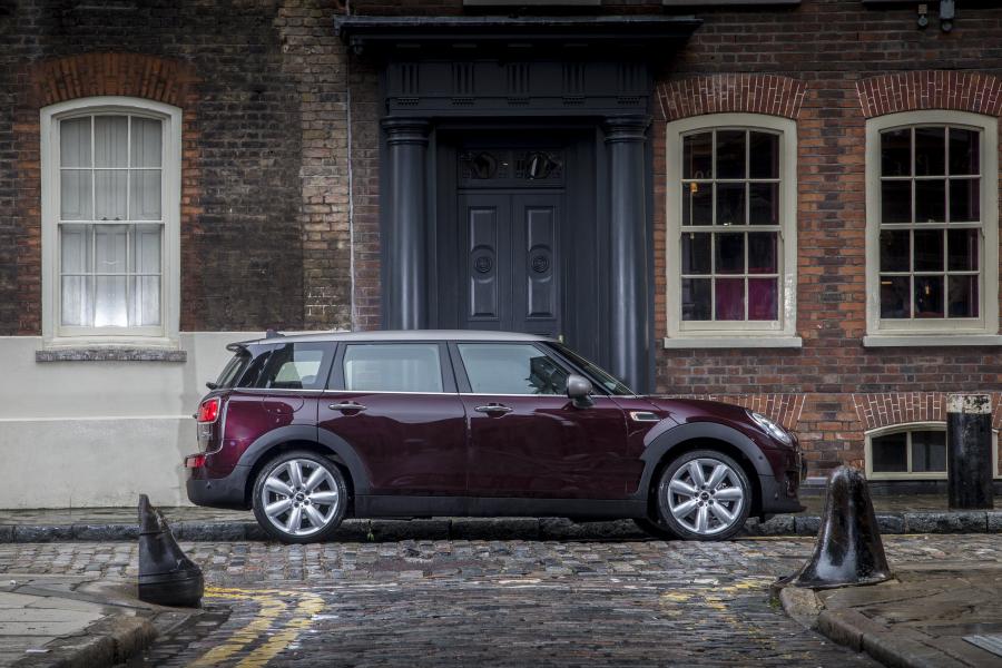  Mini Cooper D Clubman 2015 года  (UK) (фото 44 из 127)